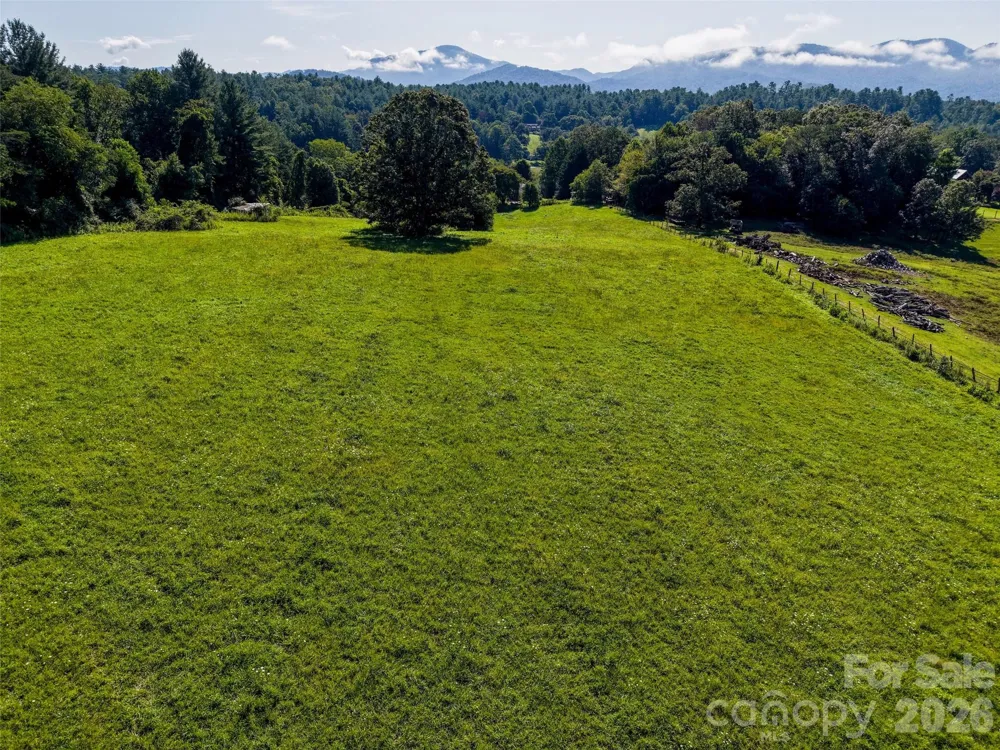 99999 Farm Hills Lane Fletcher, NC 28732