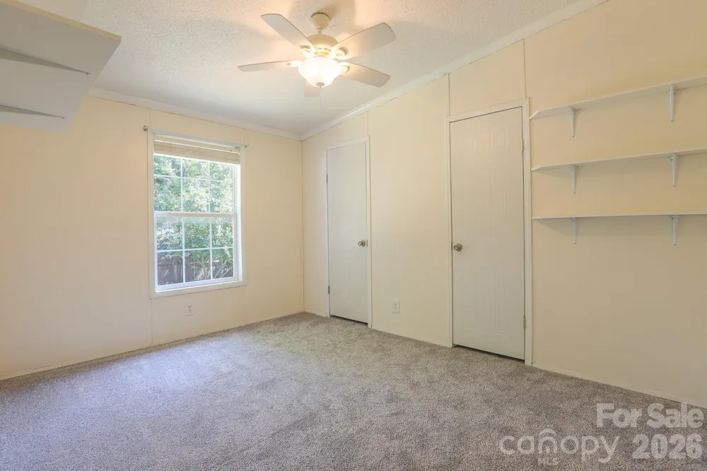 2171 Brantley Creek Drive Kannapolis, NC 28083