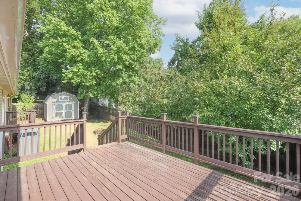 2171 Brantley Creek Drive Kannapolis, NC 28083