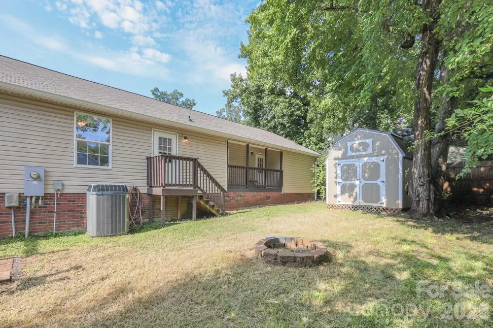 2171 Brantley Creek Drive Kannapolis, NC 28083