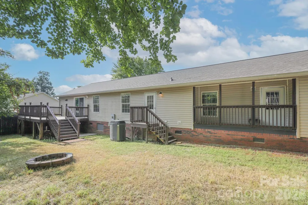 2171 Brantley Creek Drive Kannapolis, NC 28083