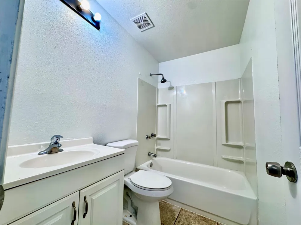 1912 Hurley Avenue Fort Worth, TX 76110