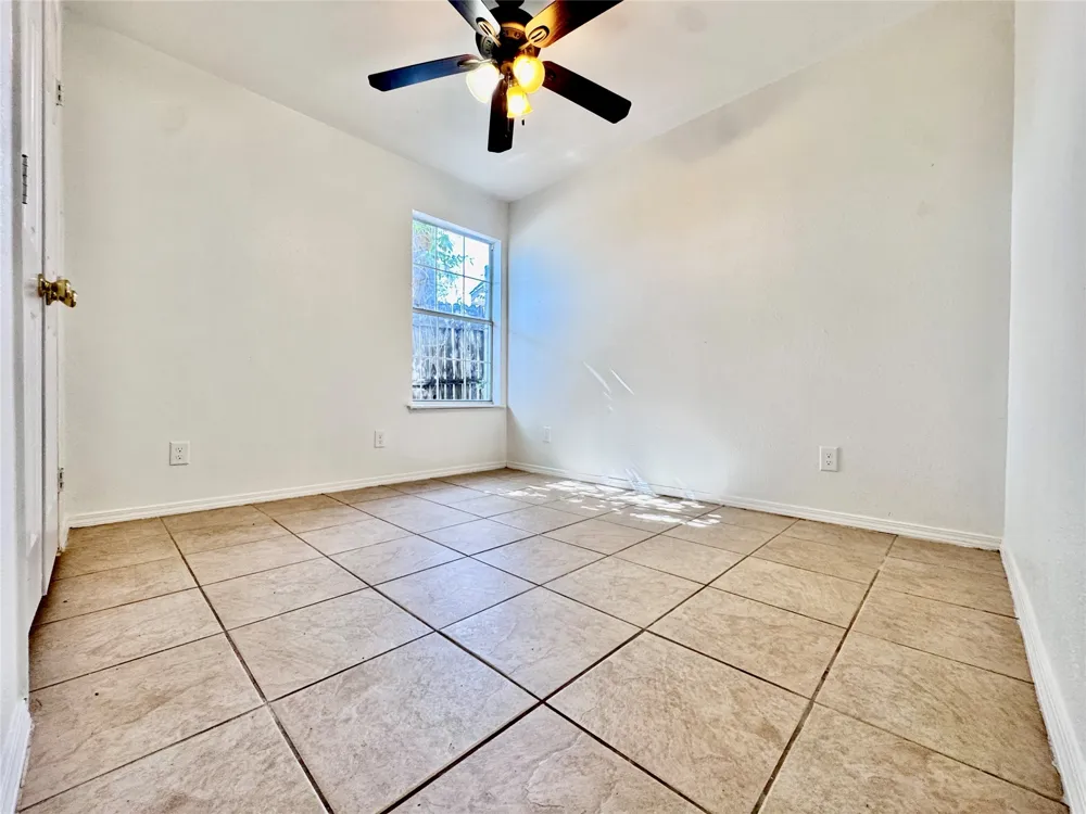 1912 Hurley Avenue Fort Worth, TX 76110