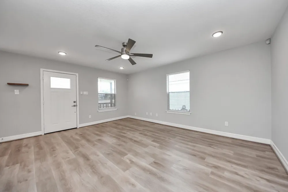 821 E 36th Street Houston, TX 77022
