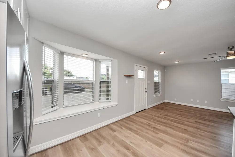 821 E 36th Street Houston, TX 77022