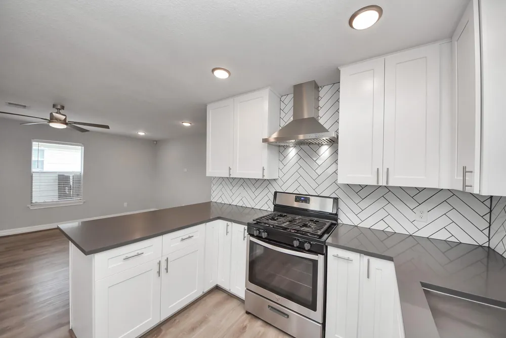 821 E 36th Street Houston, TX 77022