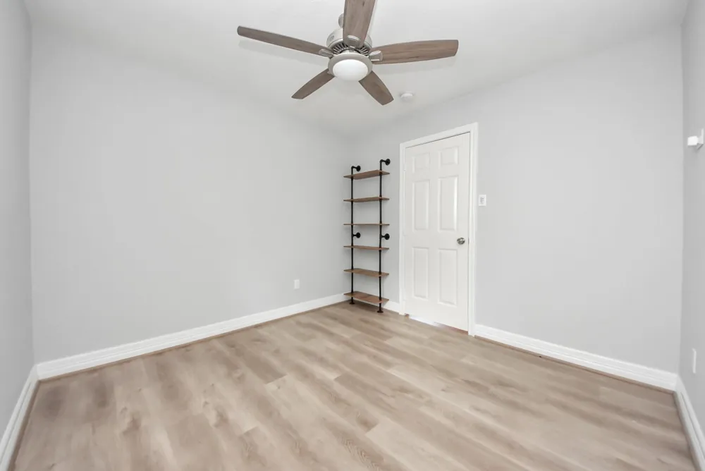 821 E 36th Street Houston, TX 77022