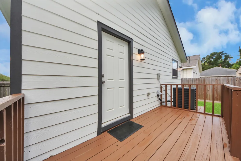 821 E 36th Street Houston, TX 77022
