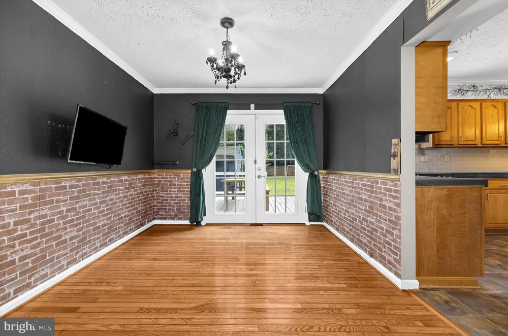 1718 SEVERN ROAD Severn, MD 21144