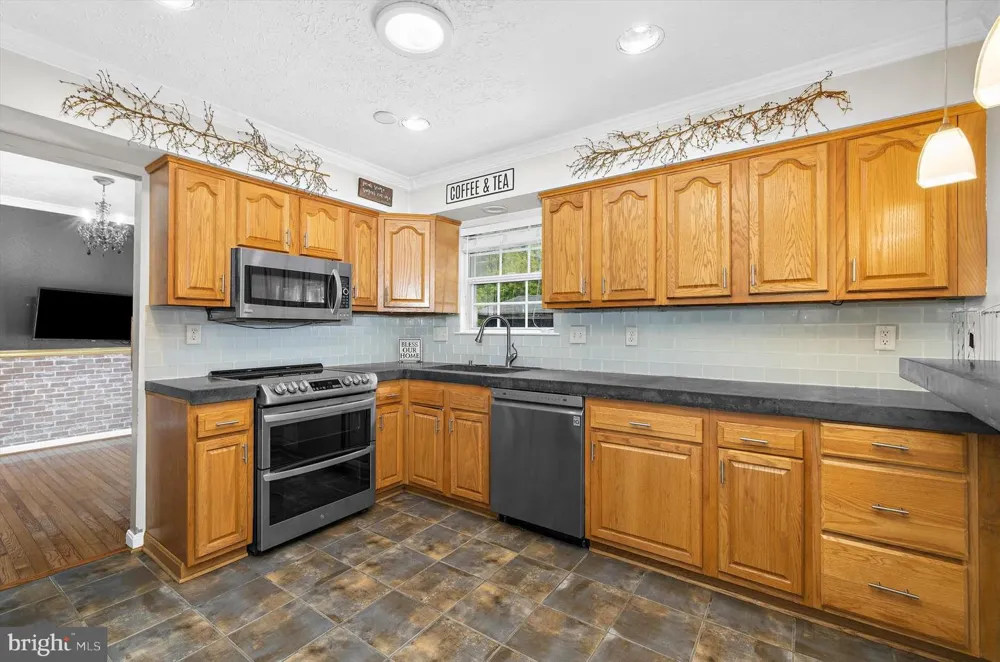 1718 SEVERN ROAD Severn, MD 21144