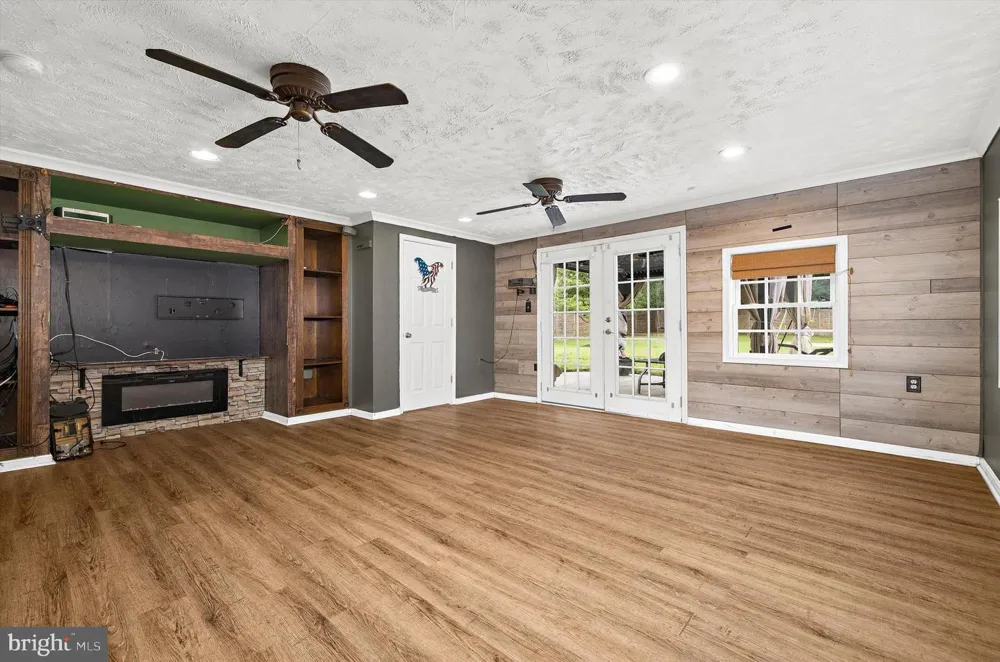 1718 SEVERN ROAD Severn, MD 21144