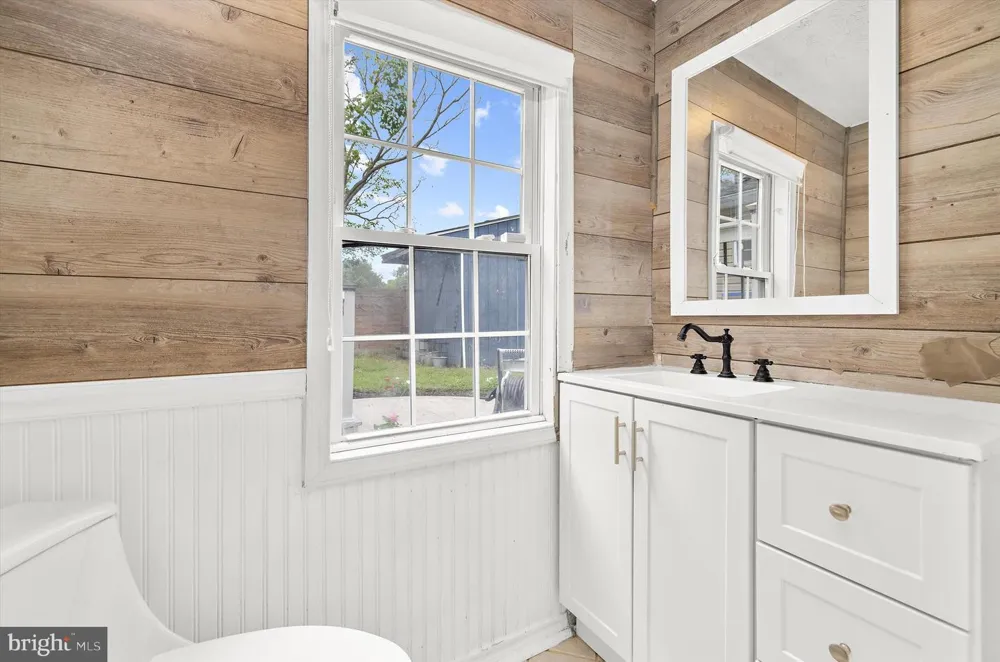 1718 SEVERN ROAD Severn, MD 21144