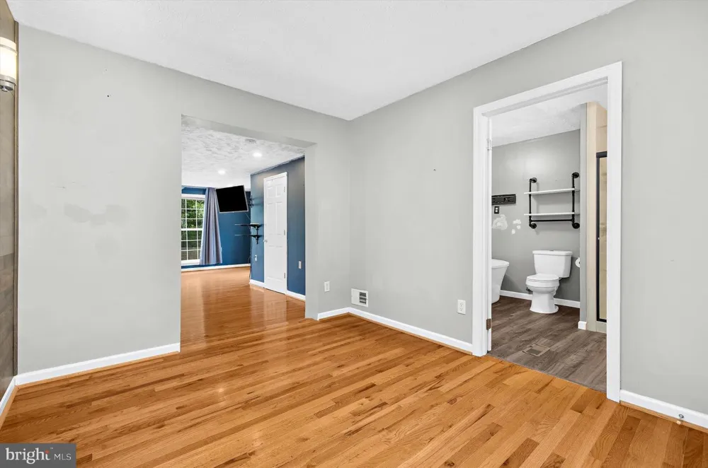 1718 SEVERN ROAD Severn, MD 21144