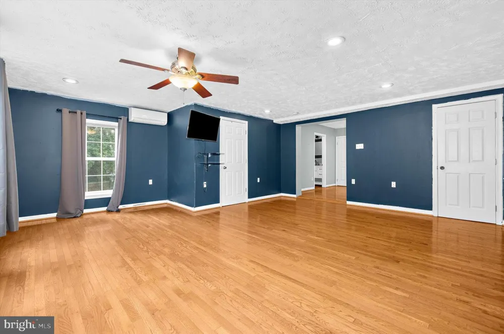 1718 SEVERN ROAD Severn, MD 21144