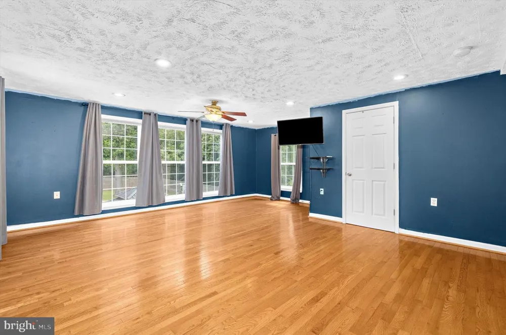 1718 SEVERN ROAD Severn, MD 21144