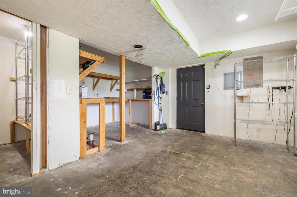 1718 SEVERN ROAD Severn, MD 21144