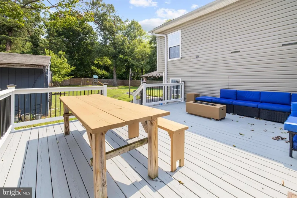1718 SEVERN ROAD Severn, MD 21144