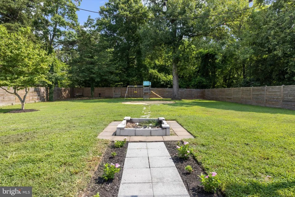 1718 SEVERN ROAD Severn, MD 21144