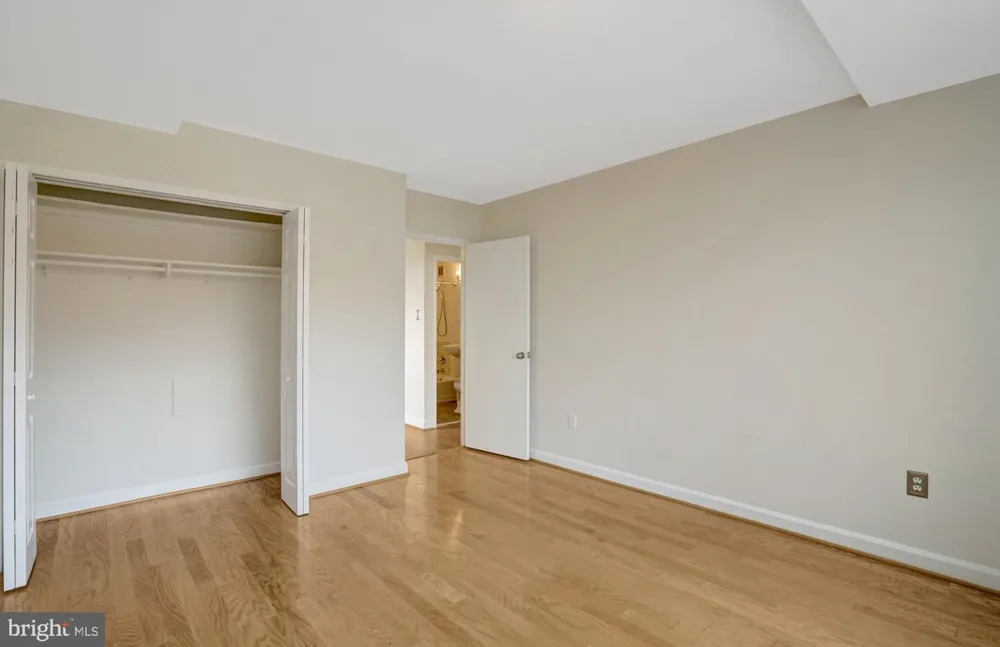 1021 ARLINGTON BOULEVARD #818 Arlington, VA 22209