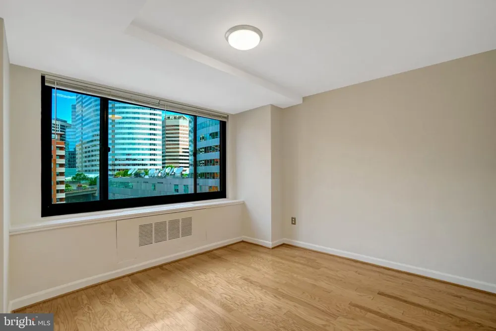 1021 ARLINGTON BOULEVARD #818 Arlington, VA 22209