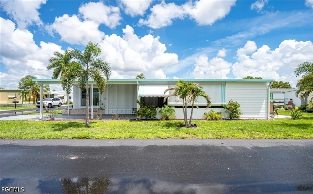Edwardo Avenue Fort Myers, FL 33905