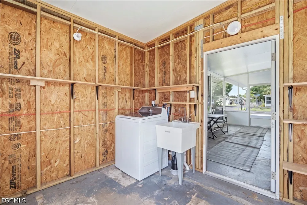 Edwardo Avenue Fort Myers, FL 33905