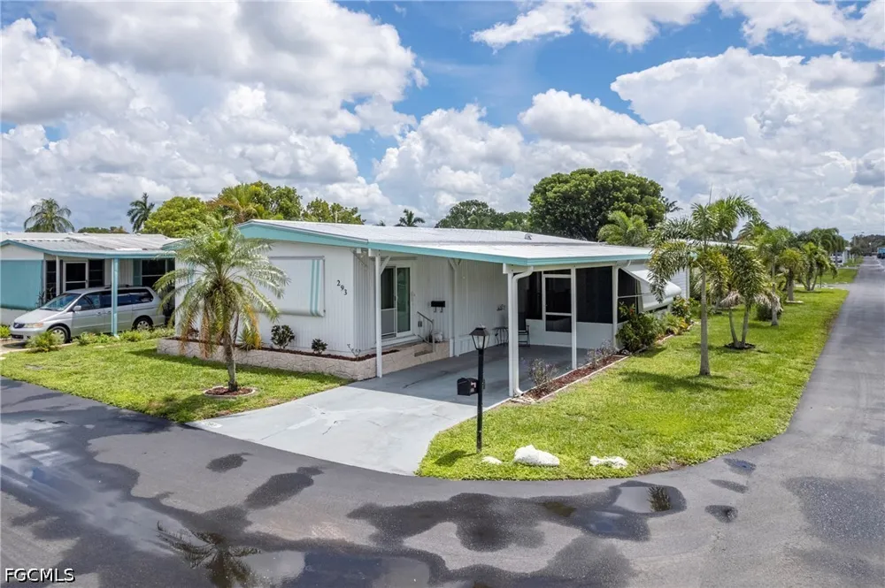 Edwardo Avenue Fort Myers, FL 33905