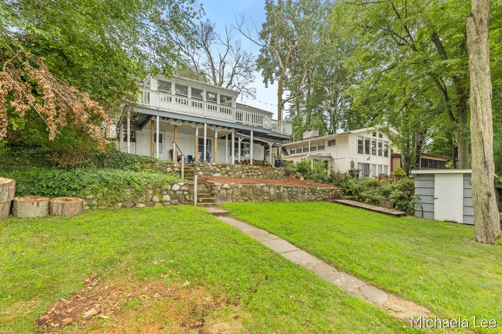 46514 Meadow Lane Lawrence, MI 49064