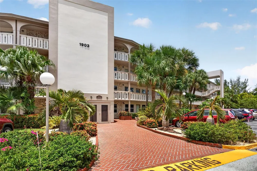 1903 Bermuda Cir #D2 Coconut Creek, FL 33066