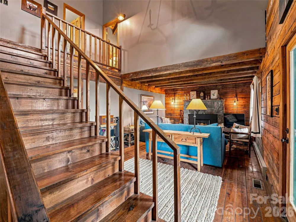 267 Trillium Lane Burnsville, NC 28714