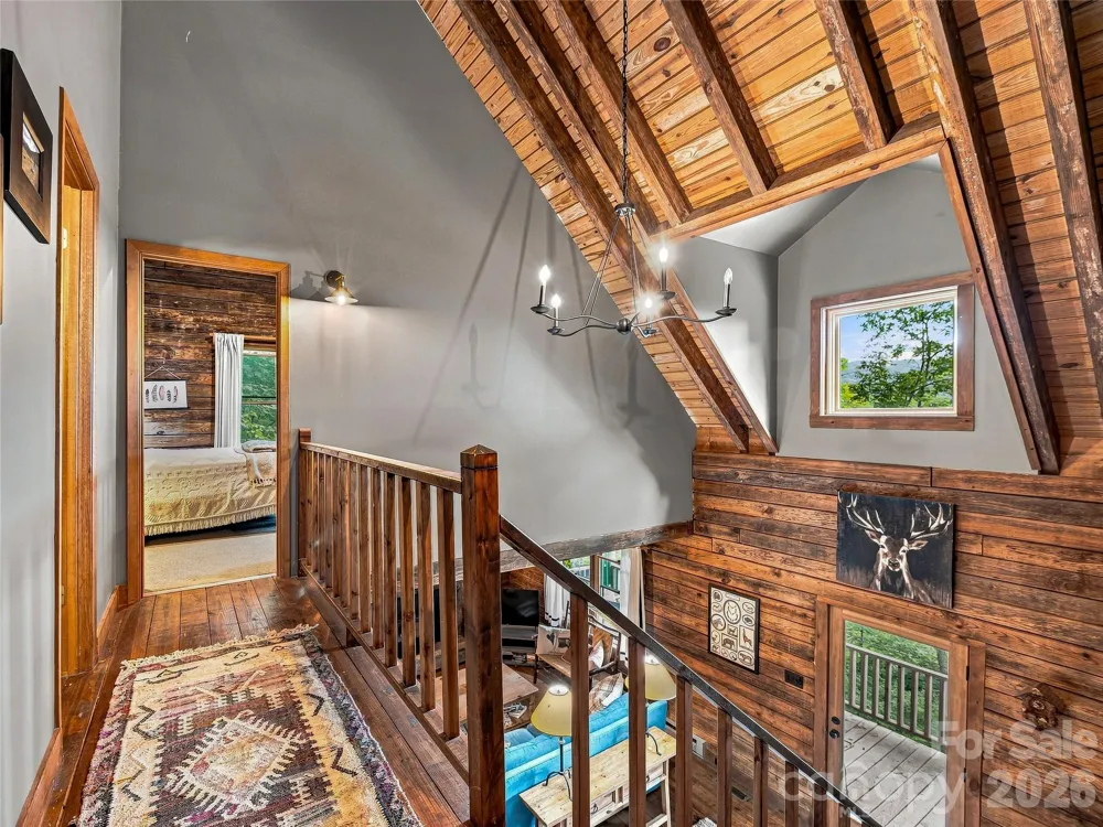 267 Trillium Lane Burnsville, NC 28714