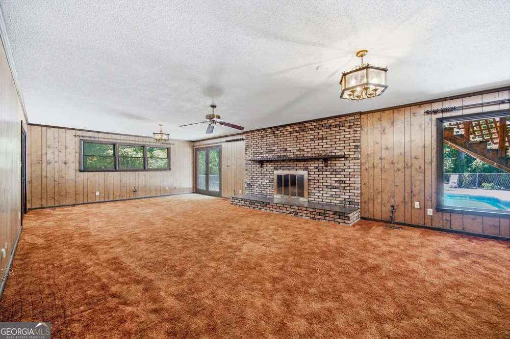 2286 NE Dawnville Beaverdale RD Dalton, GA 30721