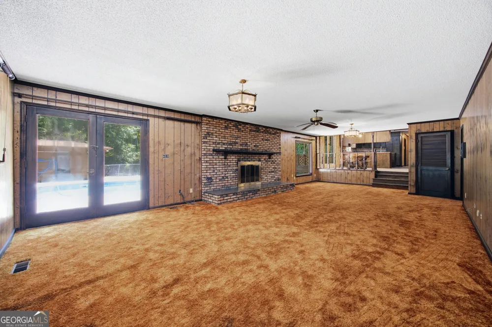 2286 NE Dawnville Beaverdale RD Dalton, GA 30721