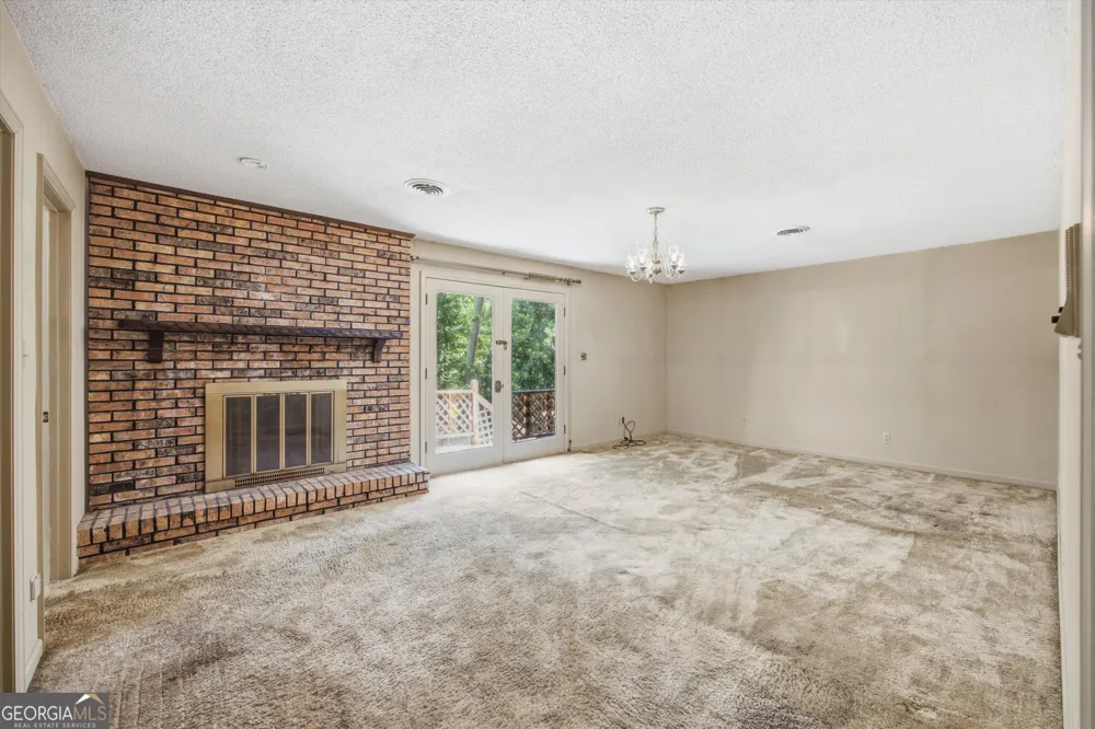 2286 NE Dawnville Beaverdale RD Dalton, GA 30721