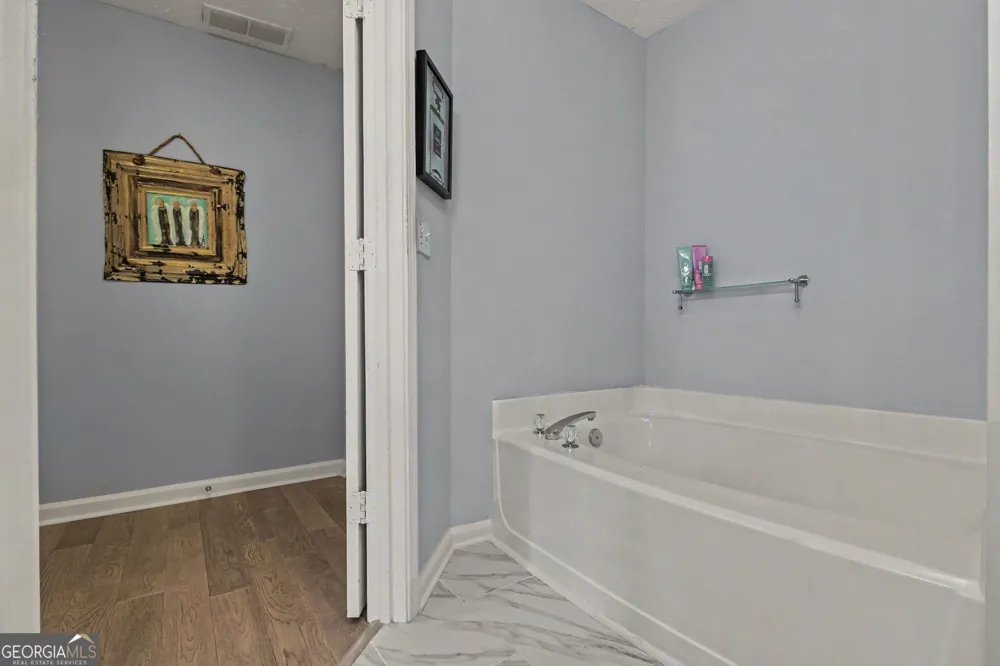 5840 Terremont CIR Norcross, GA 30093