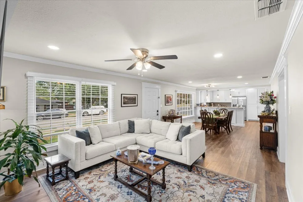 1801 Woodlawn Avenue Corsicana, TX 75110