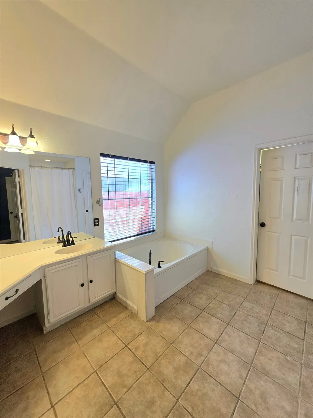 207 Julian Drive Rockwall, TX 75087