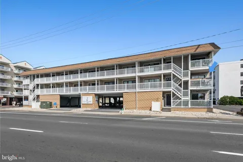 6308 COASTAL HIGHWAY #209