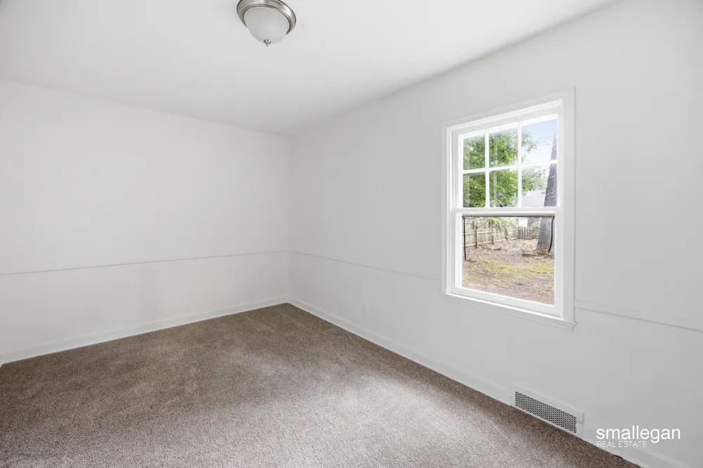 958 Ada Avenue Muskegon, MI 49442