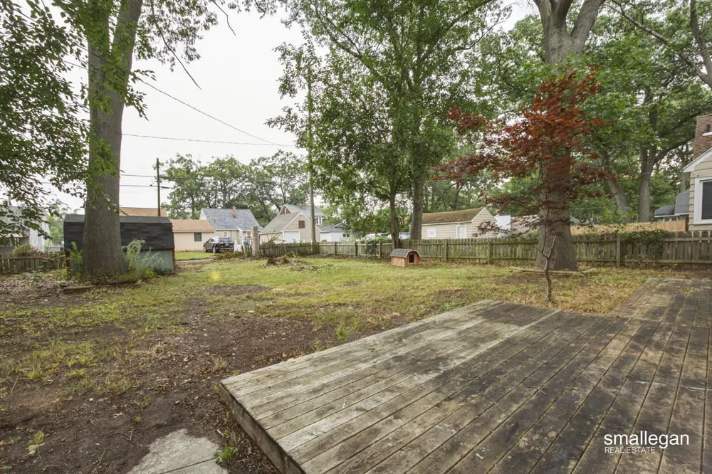 958 Ada Avenue Muskegon, MI 49442