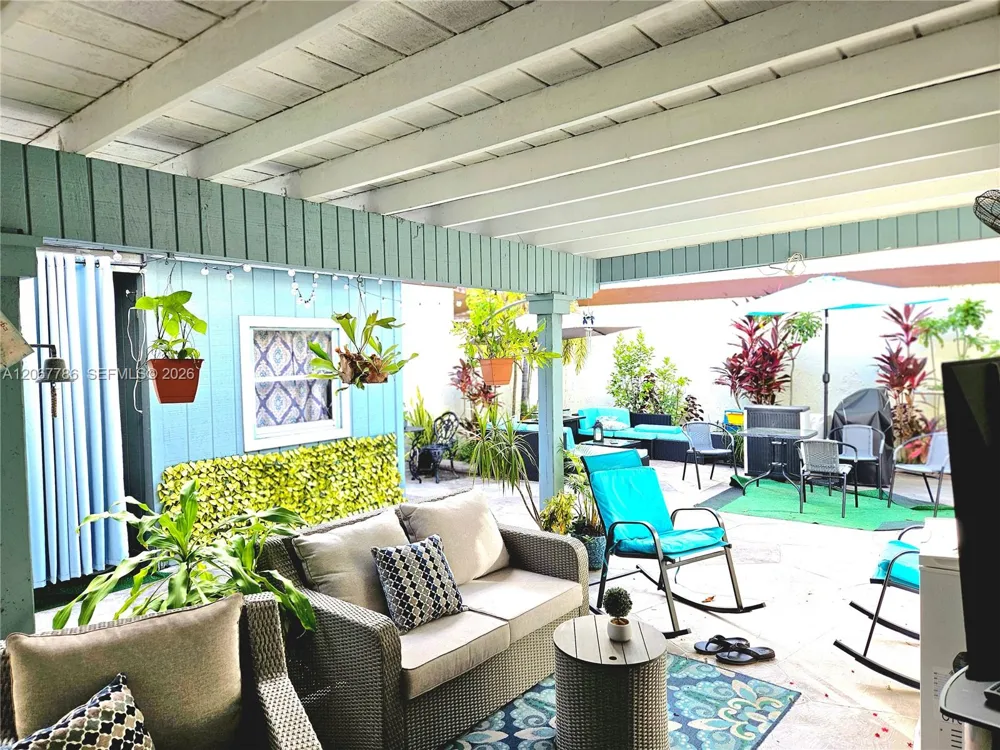 540 NW 99th Pl #540 Miami, FL 33172