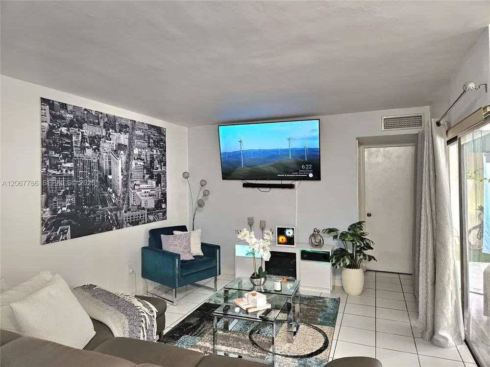 540 NW 99th Pl #540 Miami, FL 33172