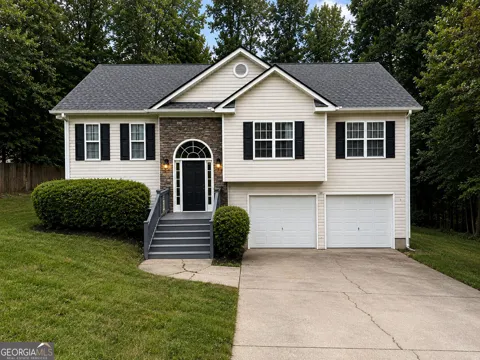 205 White Pine LN