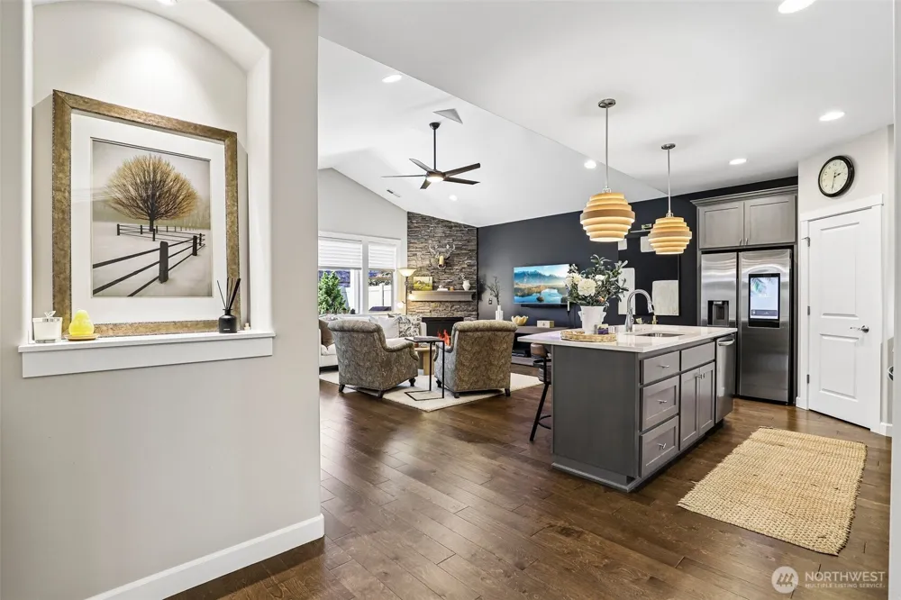 17318 NE 17th Avenue Ridgefield, WA 98642