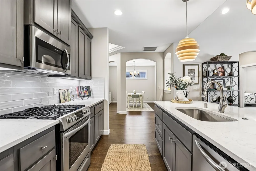 17318 NE 17th Avenue Ridgefield, WA 98642