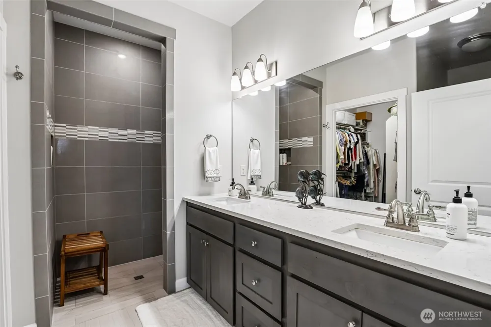 17318 NE 17th Avenue Ridgefield, WA 98642
