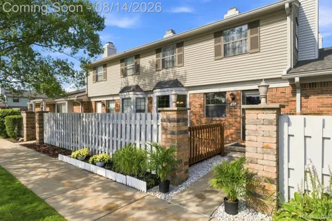2101 E Vine Way Drive #93