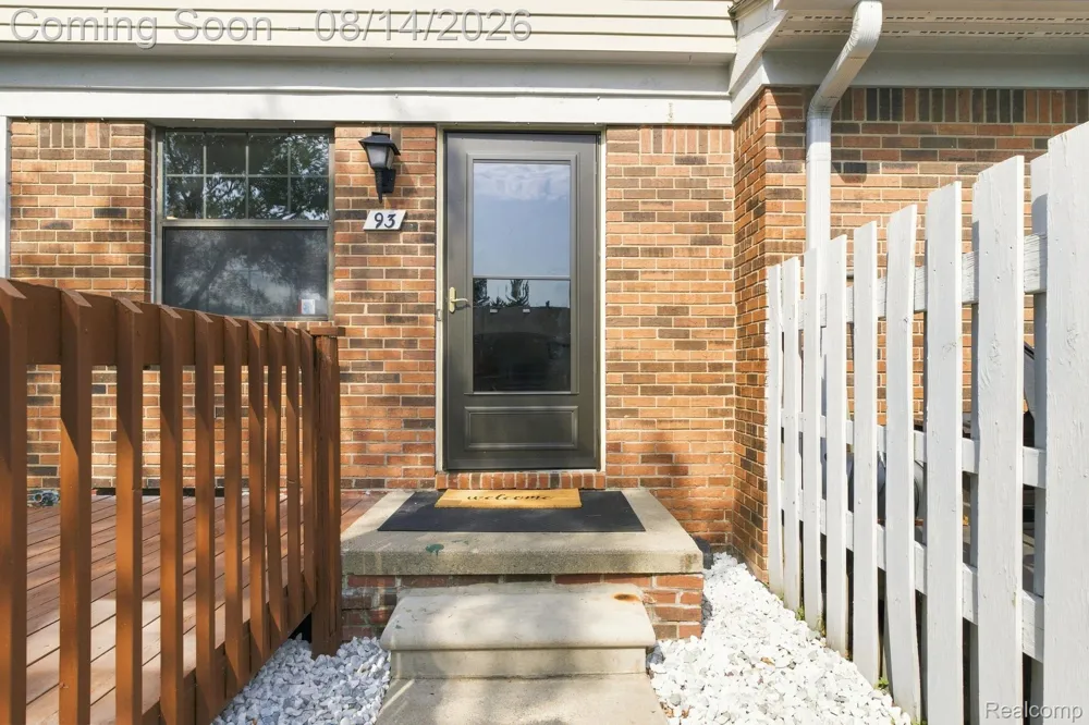 2101 E Vine Way Drive #93 Canton Charter Township, MI 48188