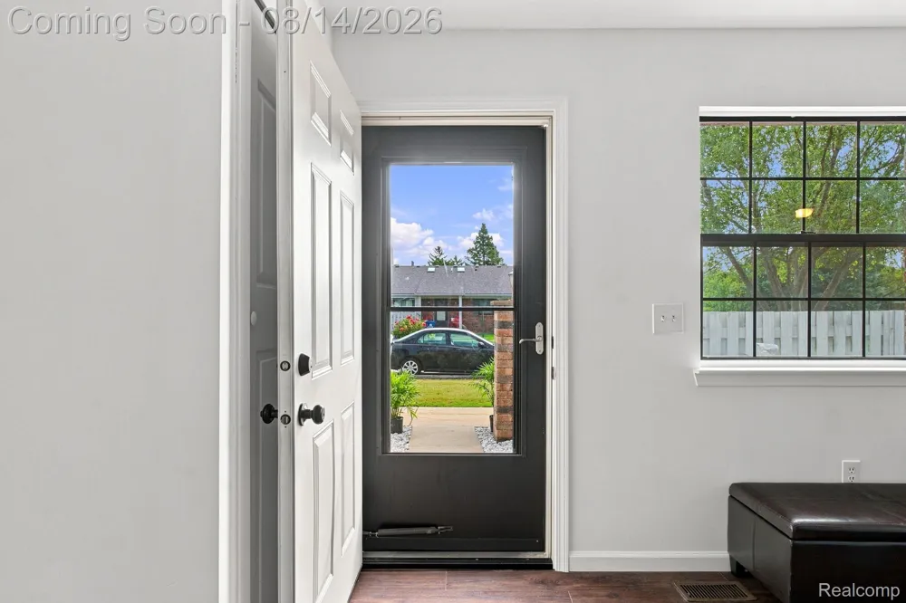 2101 E Vine Way Drive #93 Canton Charter Township, MI 48188