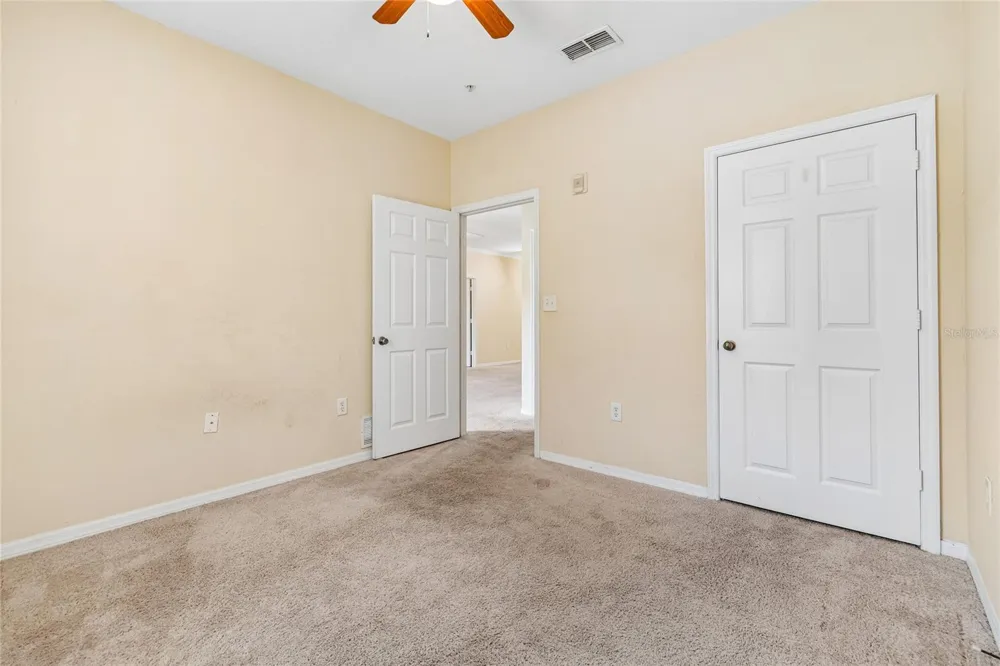 10203 COURTNEY PALMS BOULEVARD #103 Tampa, FL 33619